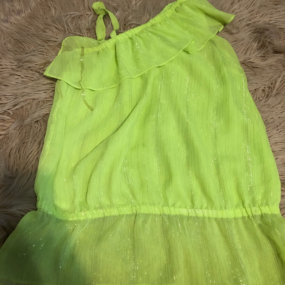 Neon yellow flare shirt